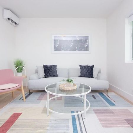 Stylish One Bedroom Apartment In El Portal #4 Маями Екстериор снимка